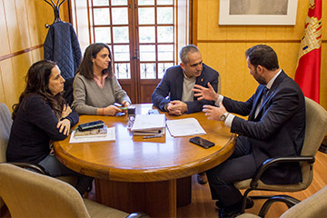 Reunin entre el Alcalde y el Delegado de Hacienda